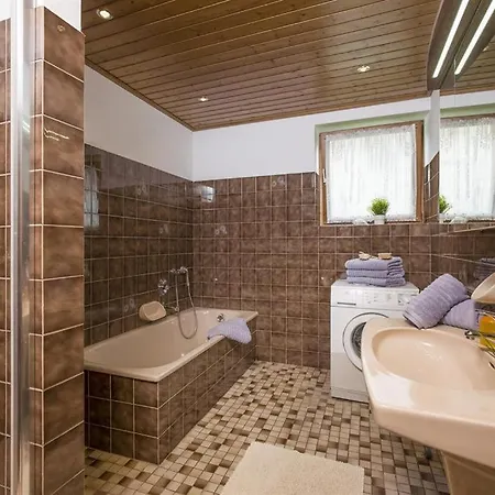 Ferienhaus Lanzinger *